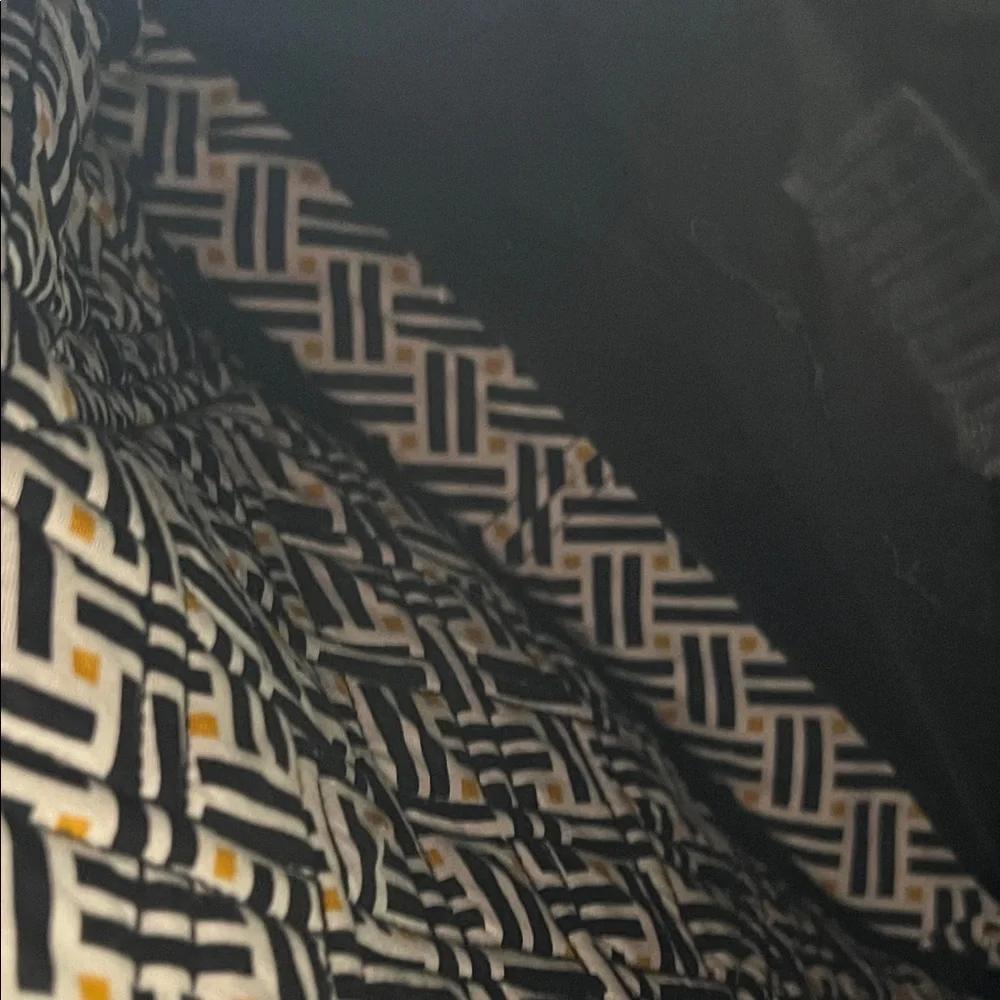 Black Vera Bradley  Quilted Tote Bag - Picture 8 of 8